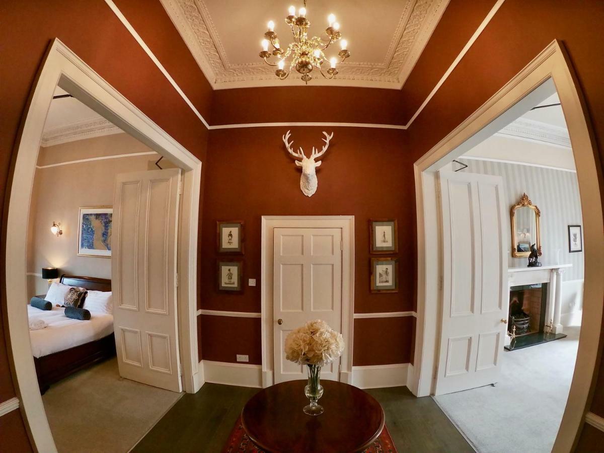 Escape To Edinburgh @ Albyn Place מראה חיצוני תמונה
